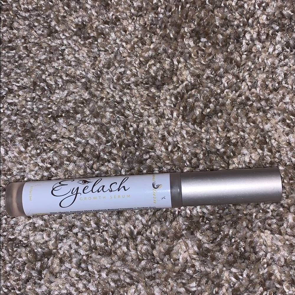 NEW EYASH GROWTH SERUM